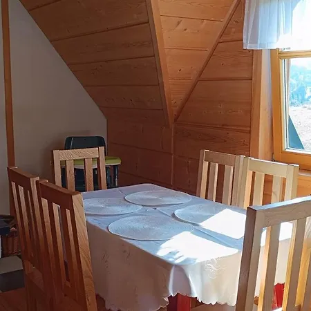 Dağ evi Nbd-bafia Z Kominkiem *